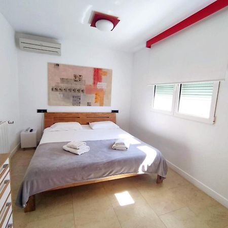 Villa Haygon Private Heated Pool, Bbq & Sauna 산비센테델라스페그 외부 사진