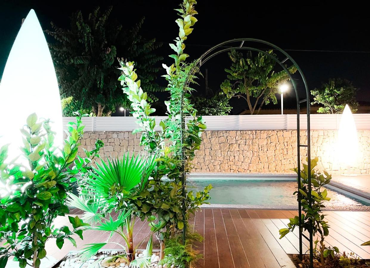 Villa Haygon Private Heated Pool, Bbq & Sauna 산비센테델라스페그 외부 사진