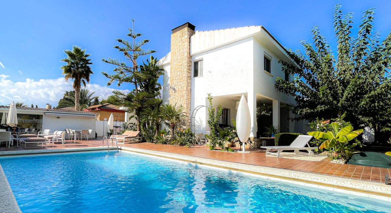 Villa Haygon Private Heated Pool, Bbq & Sauna 산비센테델라스페그 외부 사진