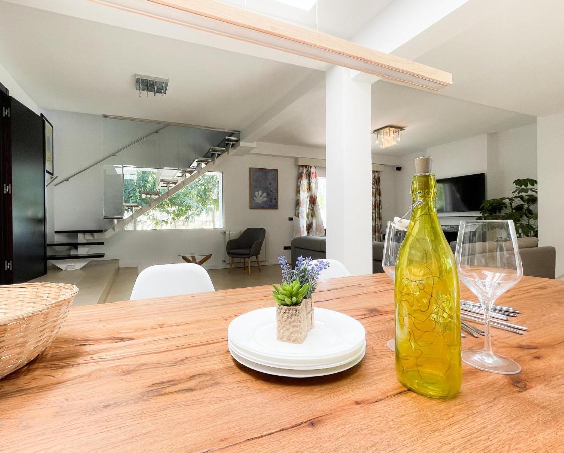 Villa Haygon Private Heated Pool, Bbq & Sauna 산비센테델라스페그 외부 사진