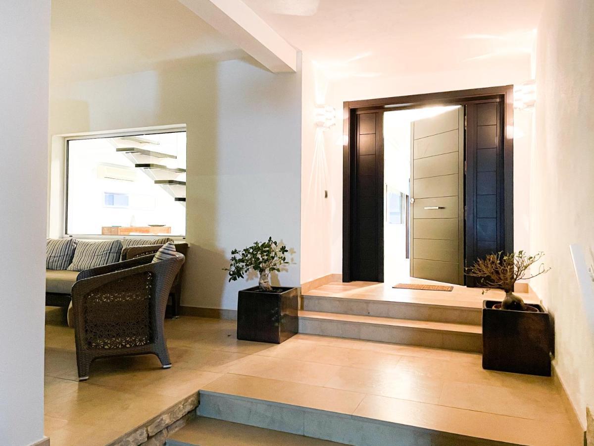 Villa Haygon Private Heated Pool, Bbq & Sauna 산비센테델라스페그 외부 사진