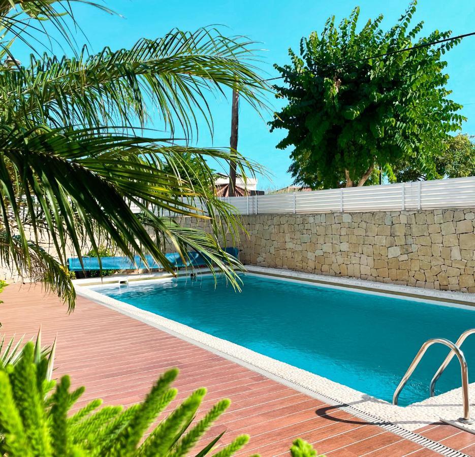 Villa Haygon Private Heated Pool, Bbq & Sauna 산비센테델라스페그 외부 사진