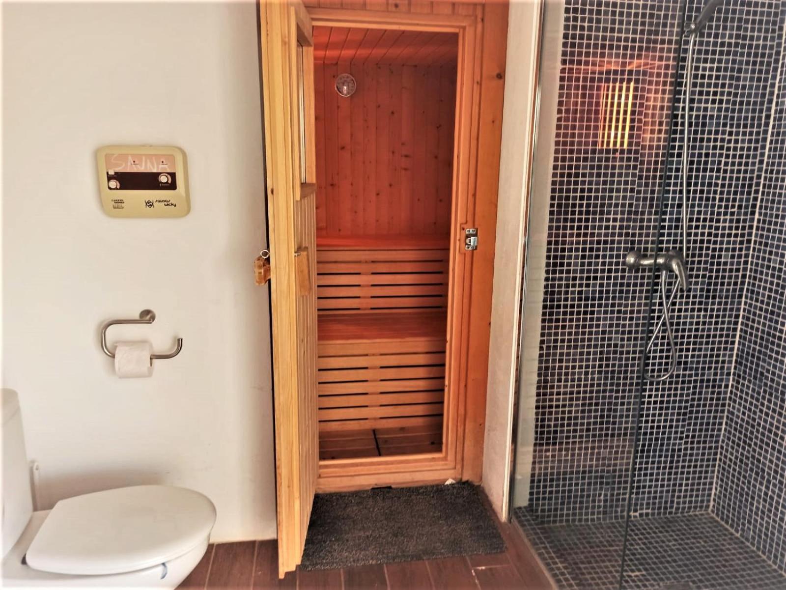 Villa Haygon Private Heated Pool, Bbq & Sauna 산비센테델라스페그 외부 사진